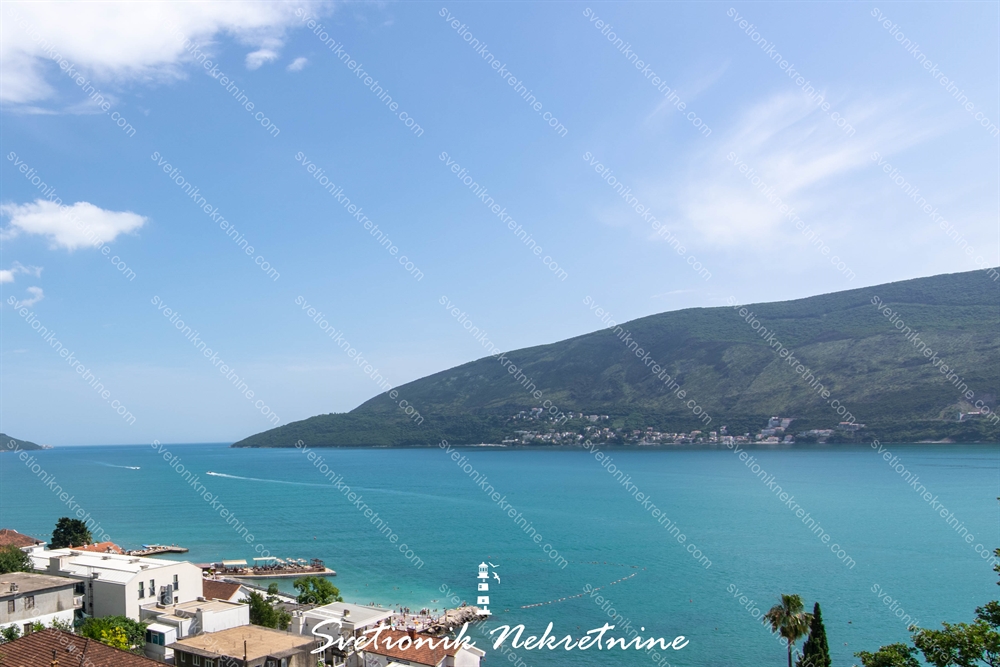 Prodaja stanova Herceg Novi - Namesten stan sa panoramskim pogledom na more, Topla 1