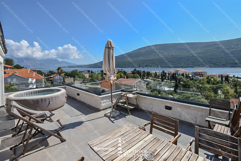 Prodaja stanova Herceg Novi - Opremljen stan sa panoramskim pogledom na more, Kumbor